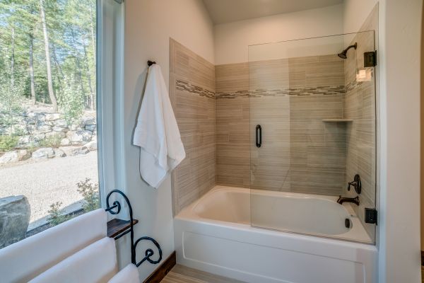 Bathroom Tub Installation in Cheyenne